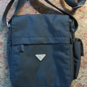 Arnold Palmer black crossbody travel bag, nwot